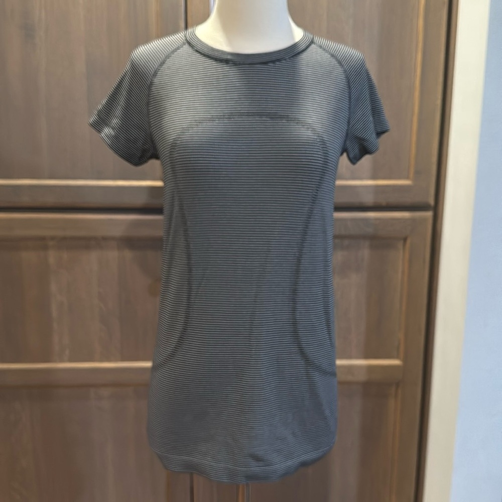 Lululemon  Short-Sleeve Shirt